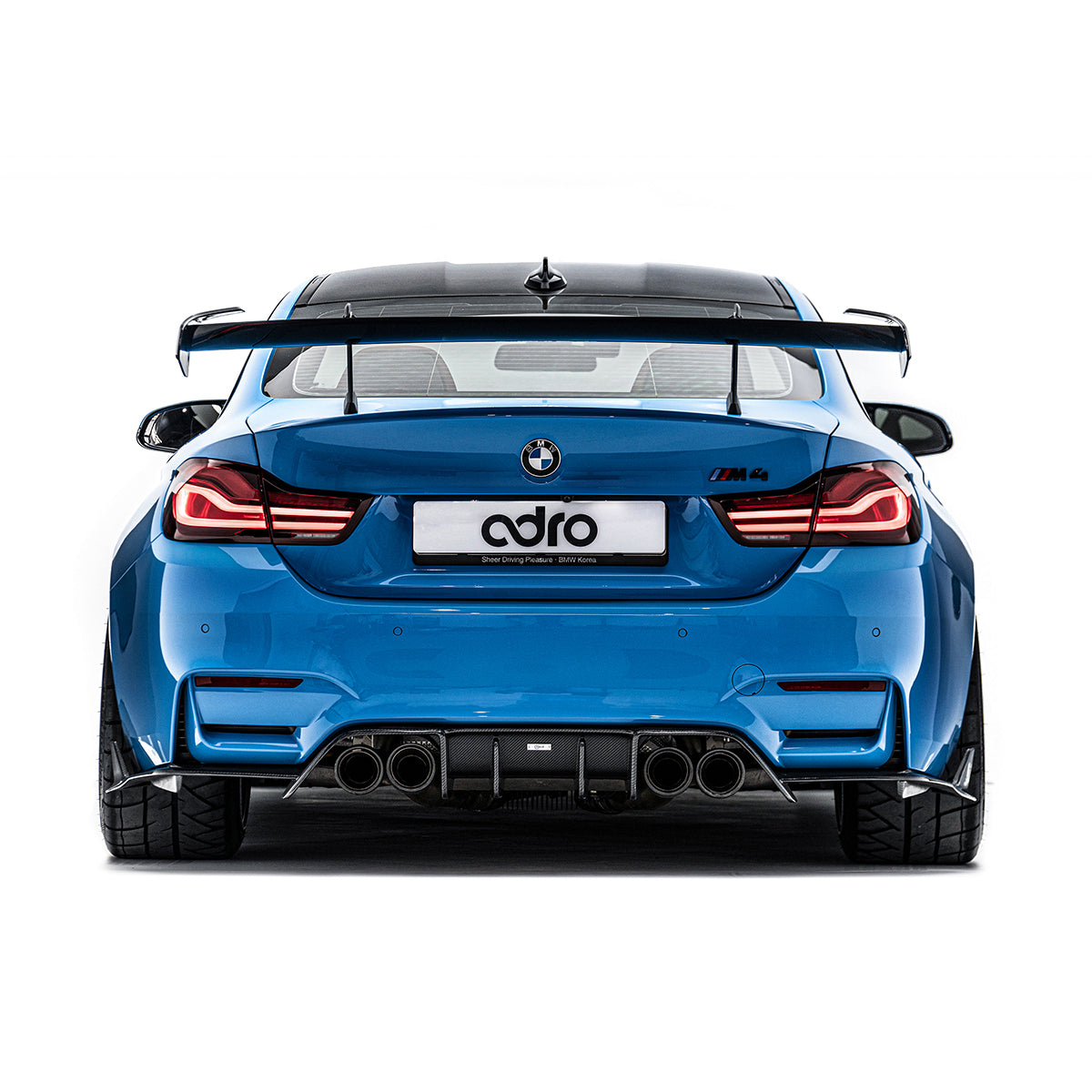 BMW M4 F82 AT-R1 Swan Neck GT Wing