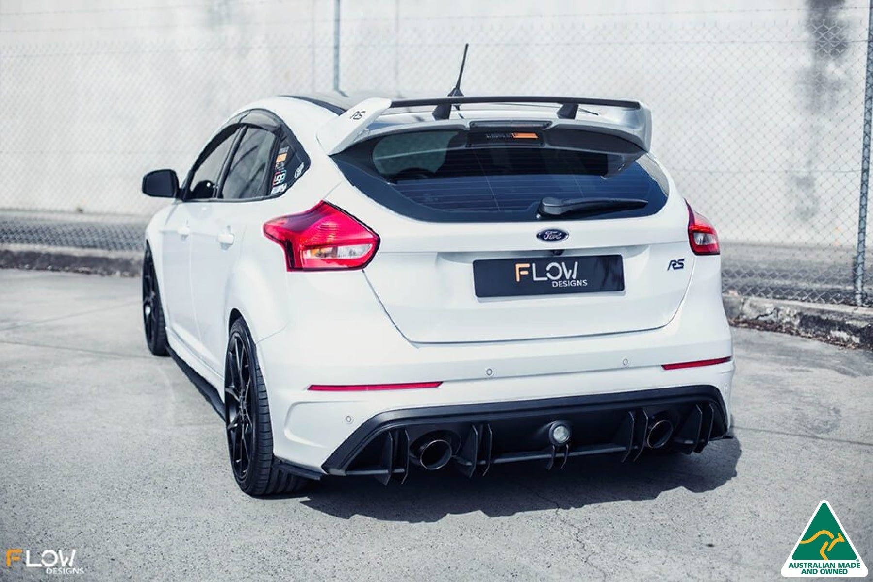 White Ford MK3 Focus RS Rear Diffuser